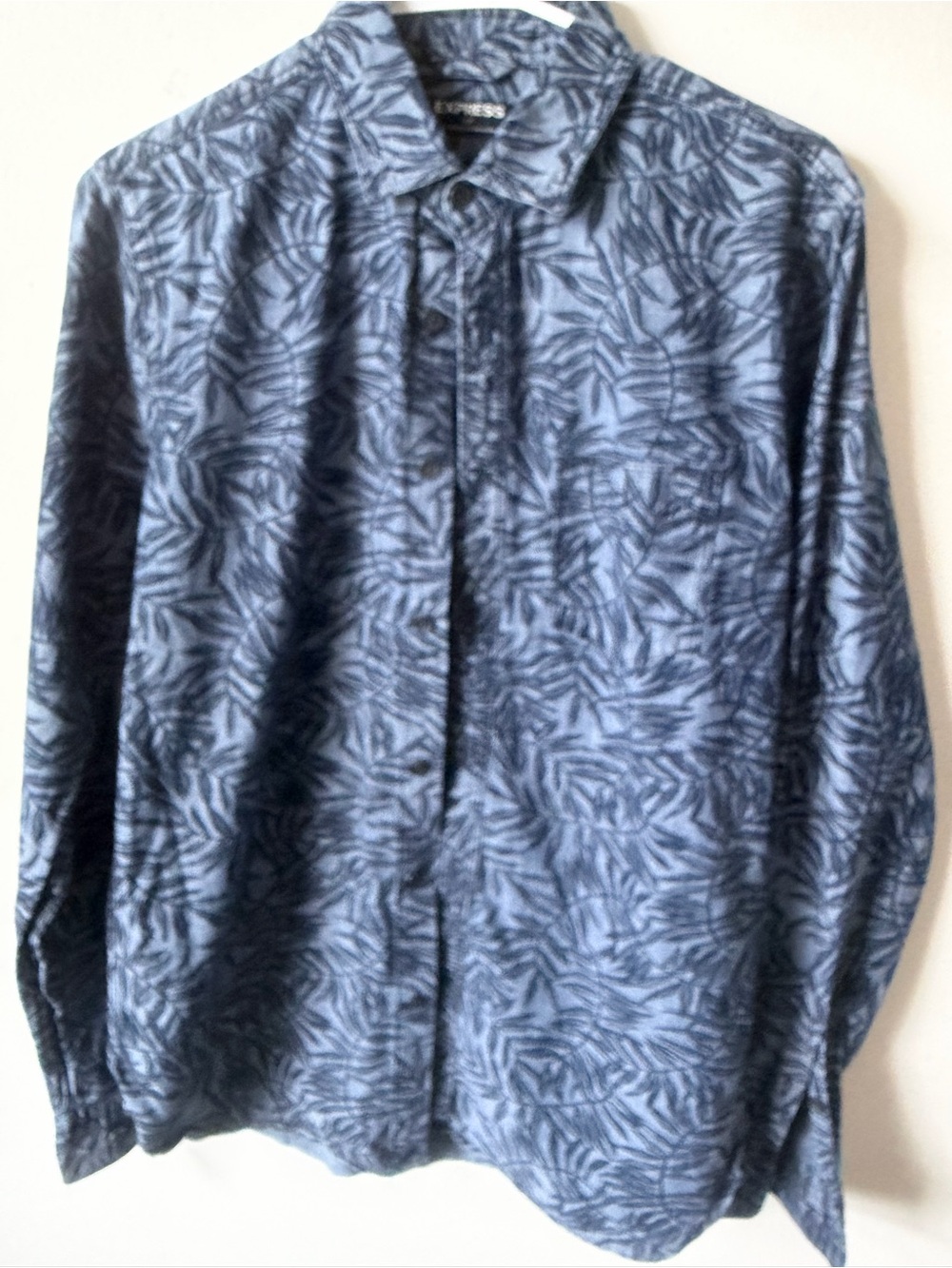 Express Men's Blue Leaf-Pattern Button-Down Shirt